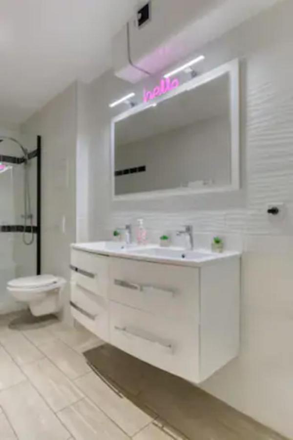 Suite Marilyn Monroe & Spa - 4P - Proche Disney Montry المظهر الخارجي الصورة