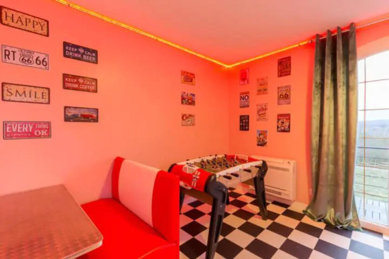 Suite Marilyn Monroe & Spa - 4P - Proche Disney Montry المظهر الخارجي الصورة